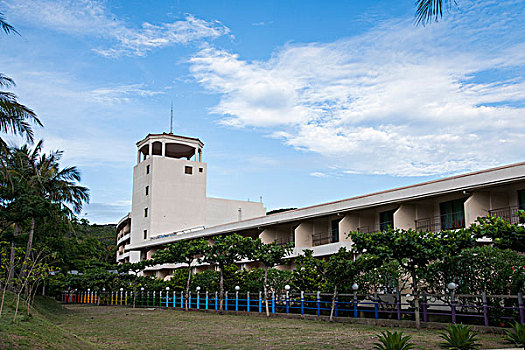 bach thu ngay mai