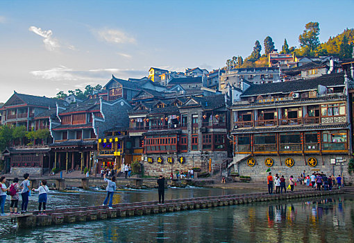 lo đề
